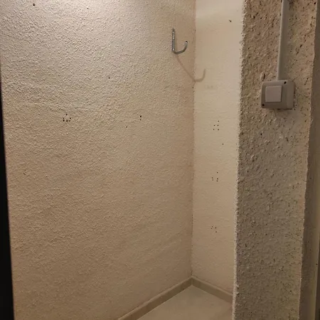 Piso Cerca Del Mar Con Parque Infantil Y Cancha De Baloncesto Apartamento *