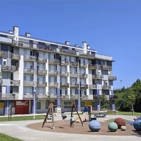 Piso Cerca Del Mar Con Parque Infantil Y Cancha De Baloncesto Appartement Santa Cruz De Bezana